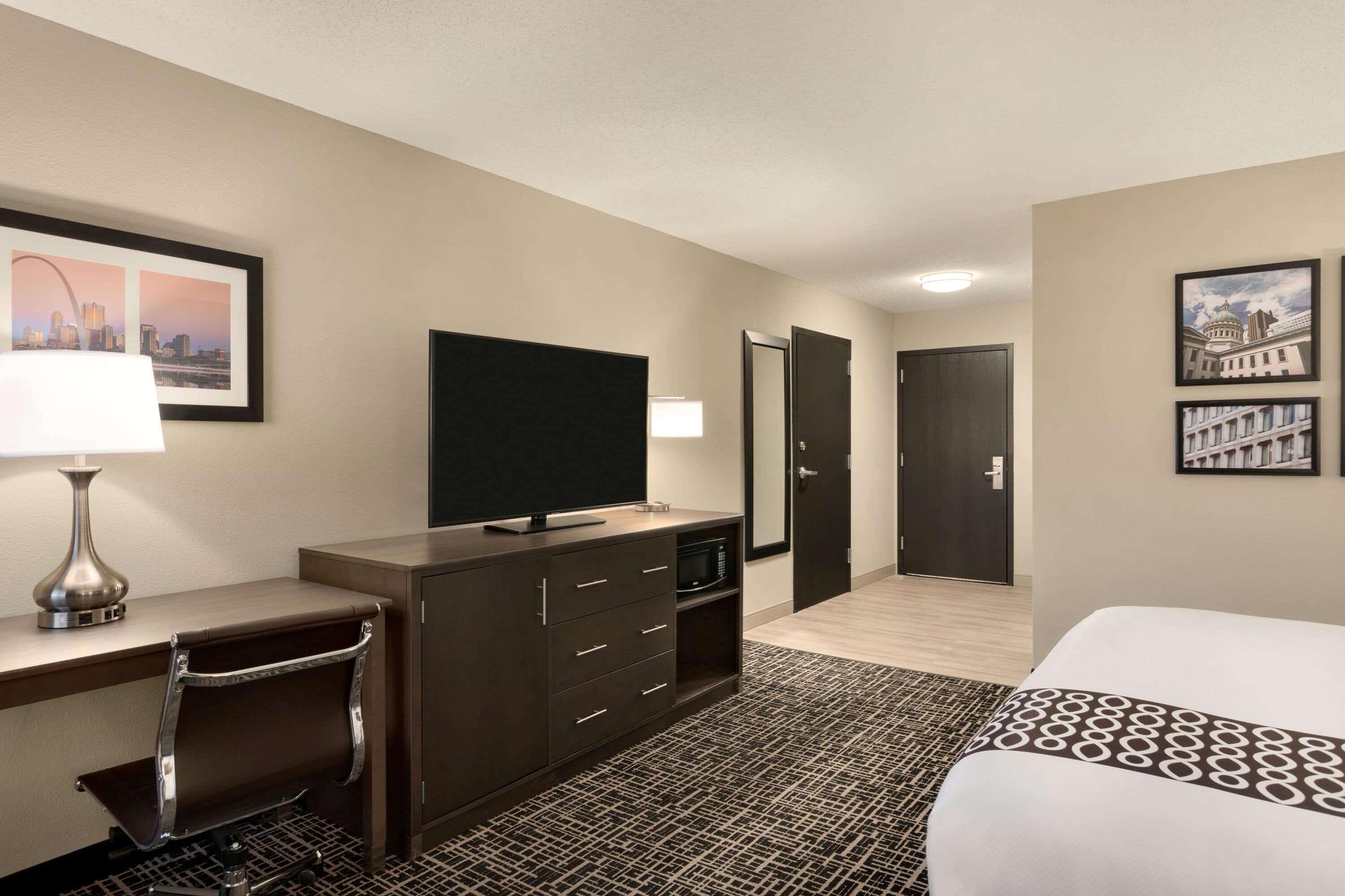 La Quinta Inn & Suites By Wyndham St Louis Route 66 Windsor Springs Dış mekan fotoğraf