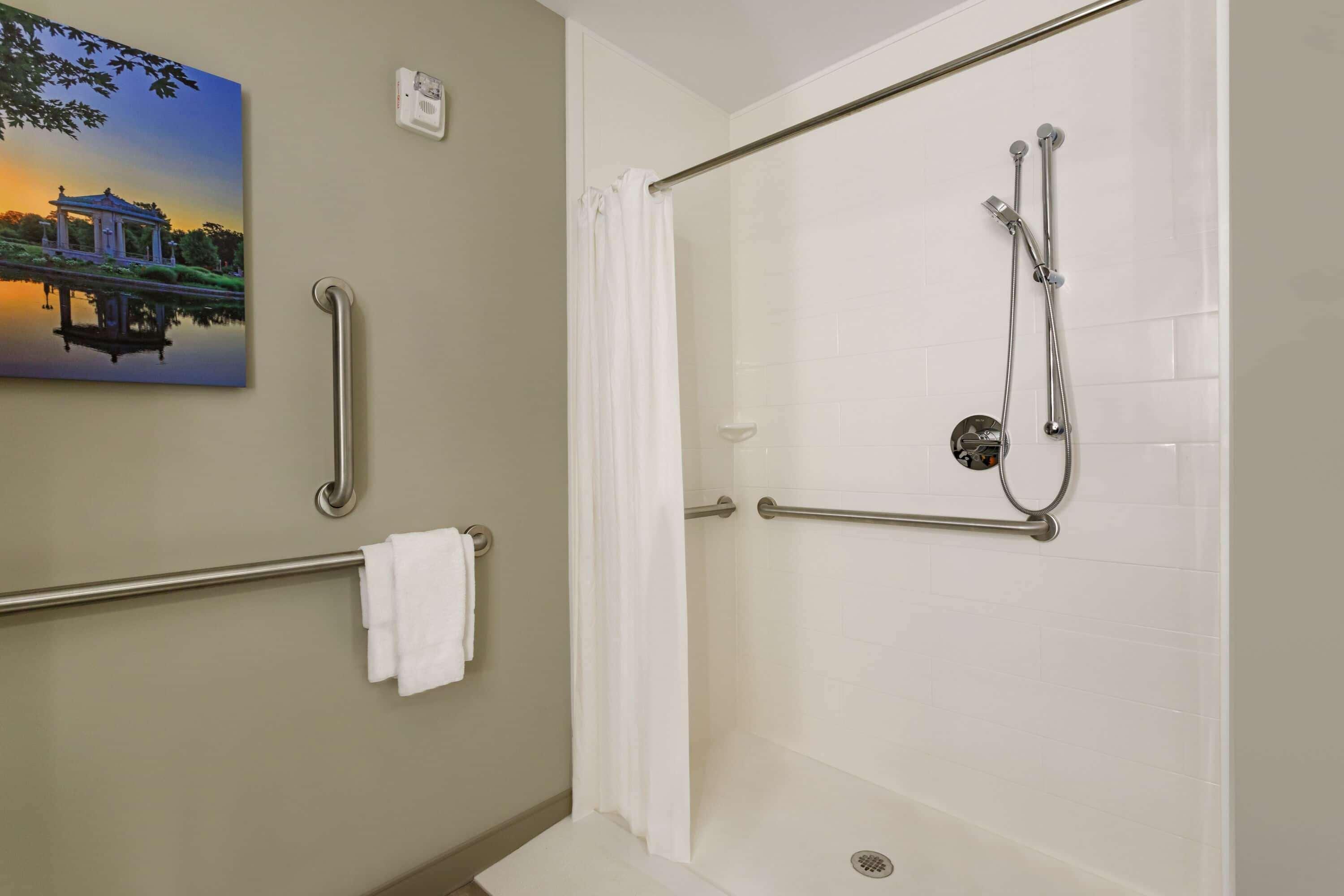 La Quinta Inn & Suites By Wyndham St Louis Route 66 Windsor Springs Dış mekan fotoğraf