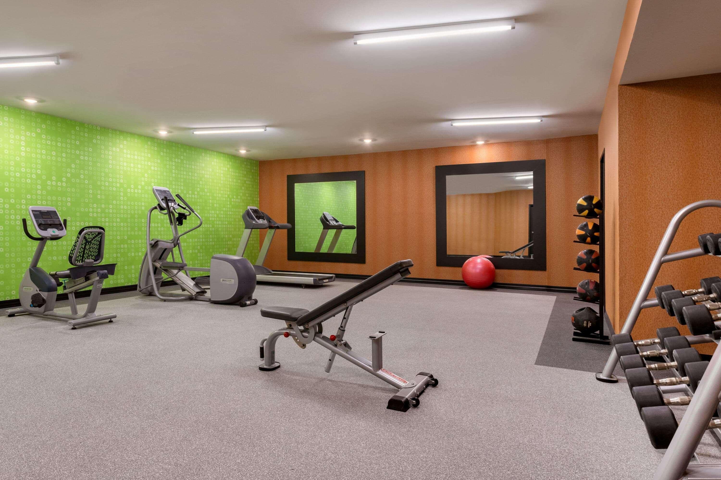 La Quinta Inn & Suites By Wyndham St Louis Route 66 Windsor Springs Dış mekan fotoğraf