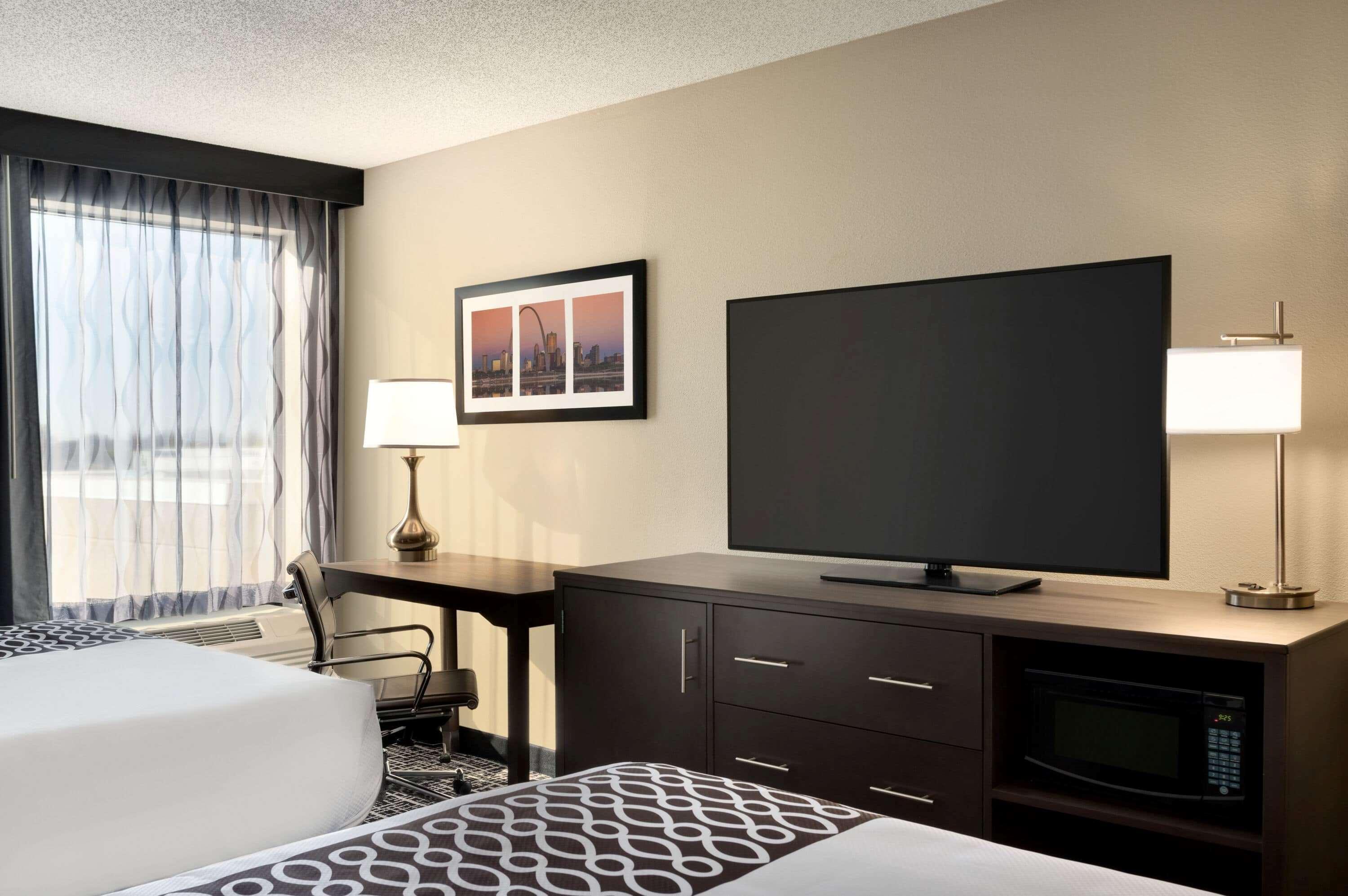 La Quinta Inn & Suites By Wyndham St Louis Route 66 Windsor Springs Dış mekan fotoğraf