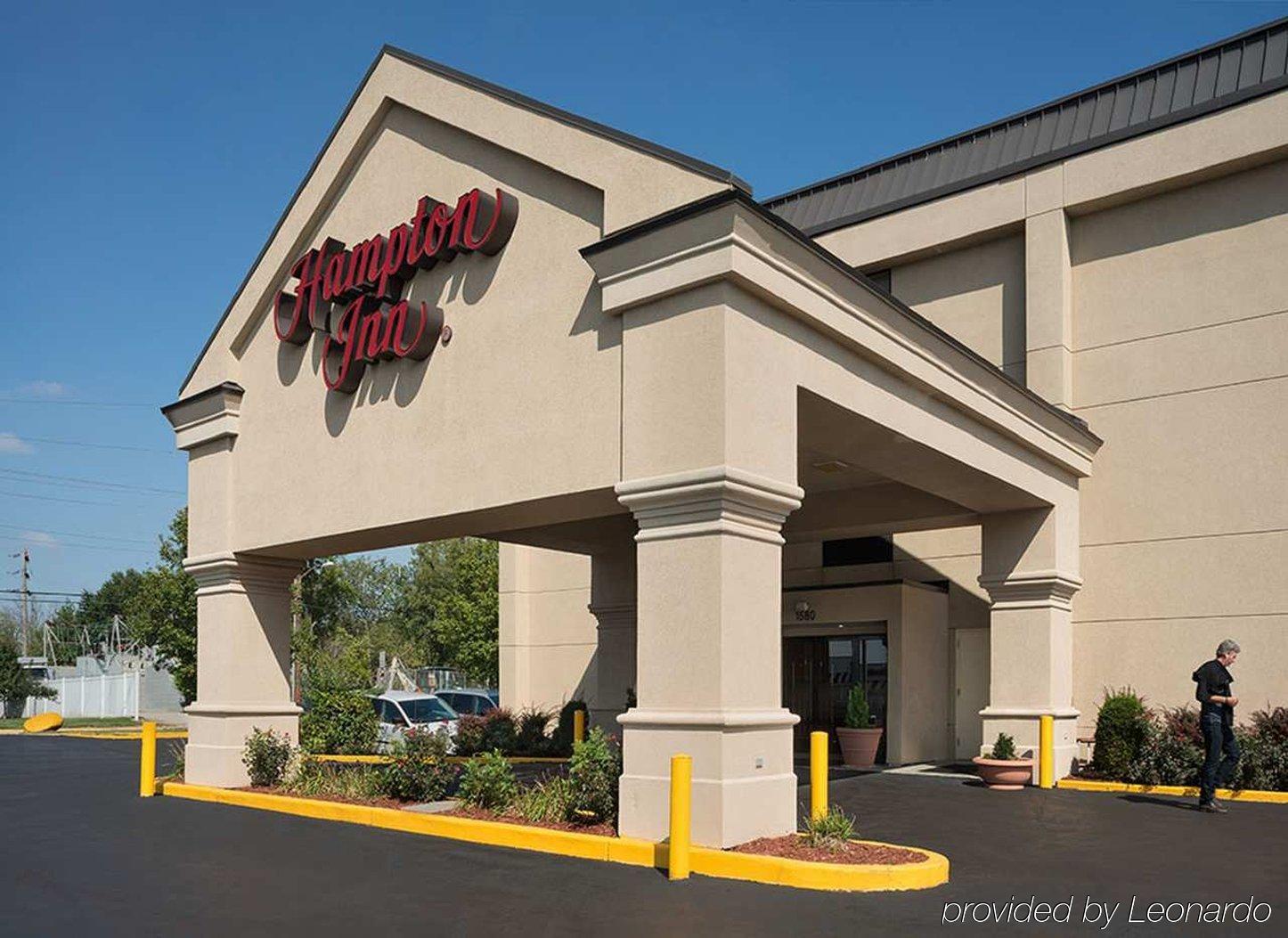 La Quinta Inn & Suites By Wyndham St Louis Route 66 Windsor Springs Dış mekan fotoğraf