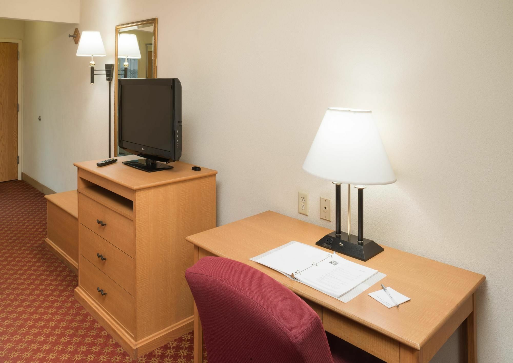 La Quinta Inn & Suites By Wyndham St Louis Route 66 Windsor Springs Dış mekan fotoğraf